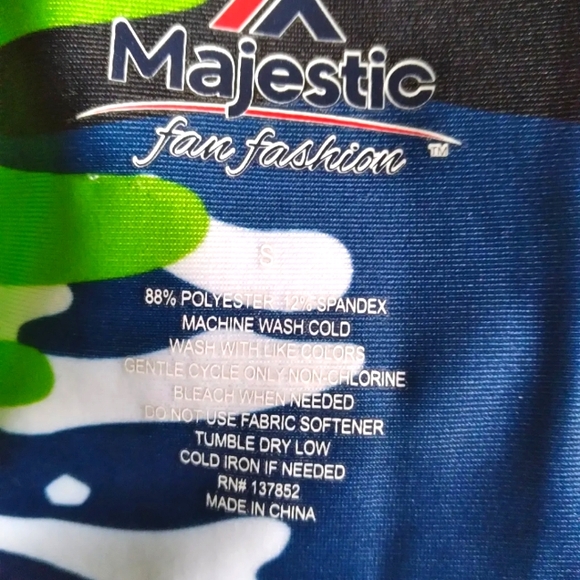 Majestic Fan Fashion Zubaz Seattle Seahawks leggings, size Small - Picture 5 of 5